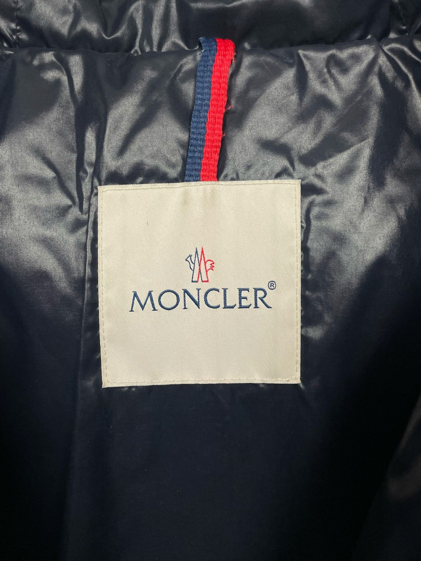 Moncler Ecrins Down Jacket Navy Excellent (2)
