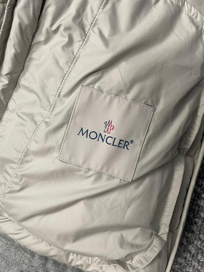Moncler Acorus Down Jacket Grey New (5)