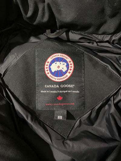 Canada Goose Wyndham Parka Black Good (Medium)