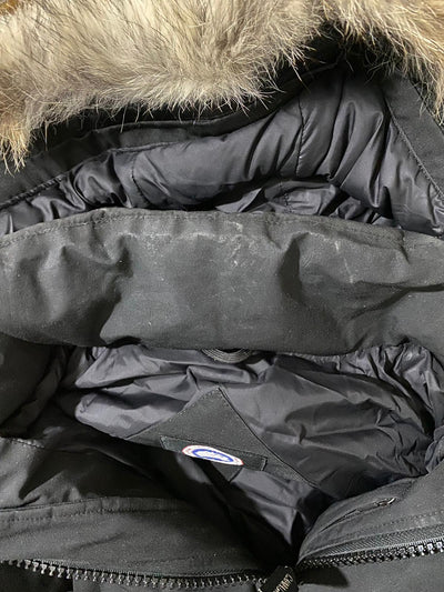 Canada Goose Wyndham Parka Black Good (Medium)