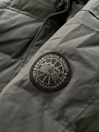 Canada Goose Black Label Macmillan Parka Graphite Excellent (Small)