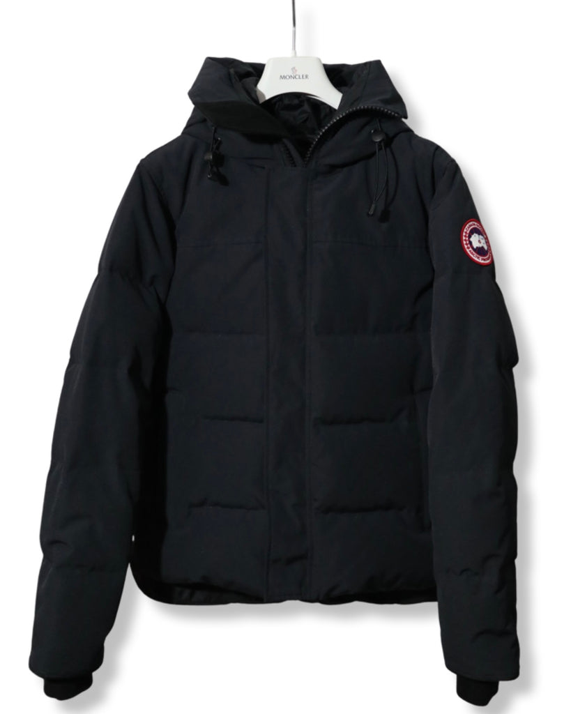 Canada goose macmillan parka hotsell black medium