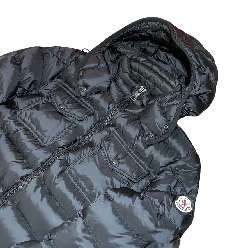 Moncler Edward Down Jacket Excellent (Multiple Variants) – Unknown