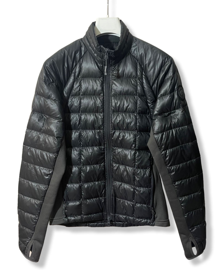 Canada goose hybridge hotsell lite jacket black label